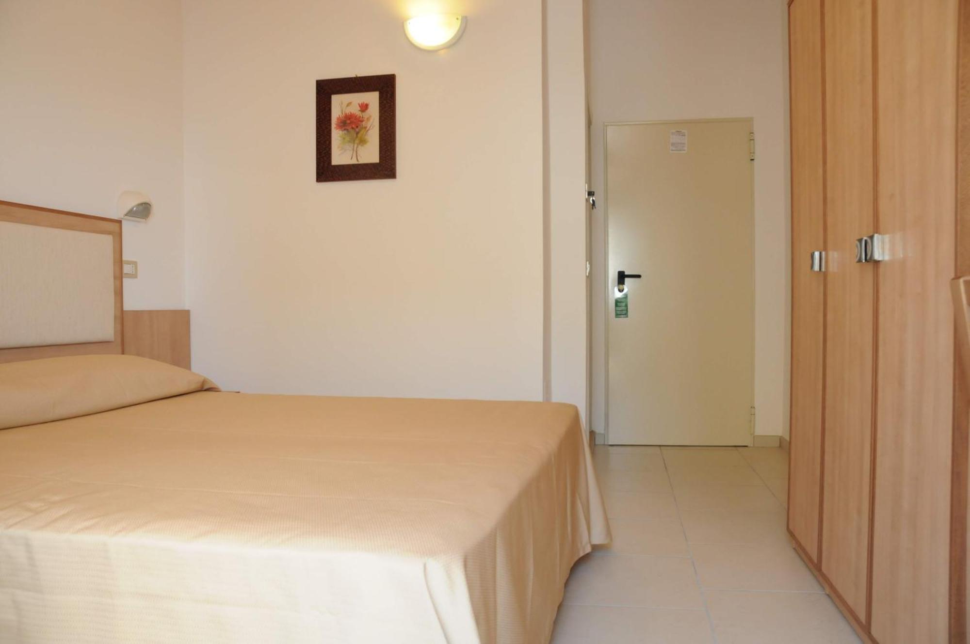 Hotel Saint Tropez Spa & Restaurant リド・ディ・サヴィオ 部屋 写真